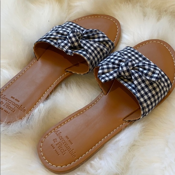 Plaid Women’s Sandals - Picture 2 of 2